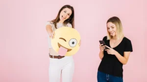3 Zodiac Signs Who Can’t Text Without Emojis