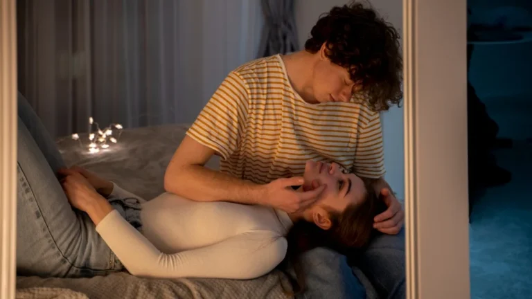 Top 4 Zodiac Signs Are the Most Passionate in Love 1 4 Zodiac Signs Are the Most Passionate in Love