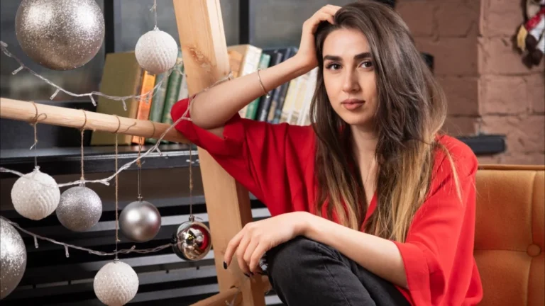 Top 3 Most Elegant Zodiac Women